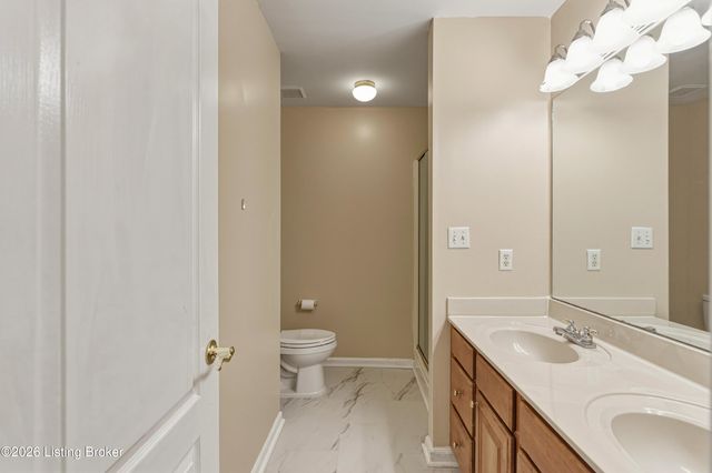 5312 Craigs Creek Dr, Louisville, KY 40241
