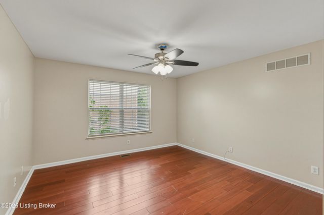 5312 Craigs Creek Dr, Louisville, KY 40241