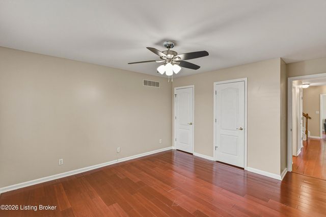 5312 Craigs Creek Dr, Louisville, KY 40241