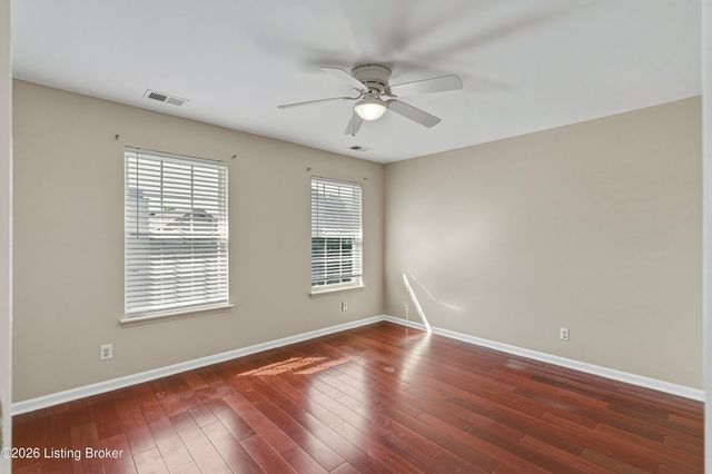 5312 Craigs Creek Dr, Louisville, KY 40241