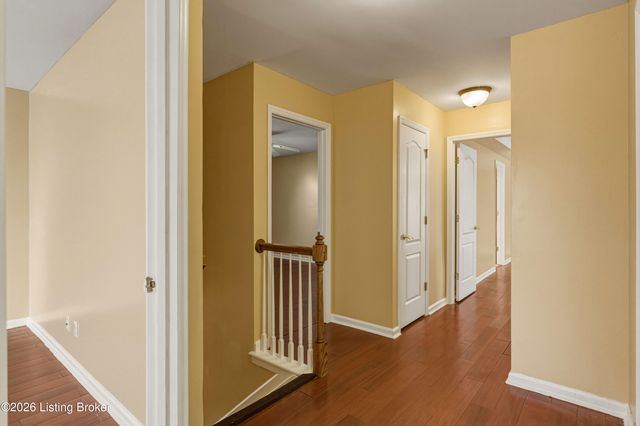 5312 Craigs Creek Dr, Louisville, KY 40241