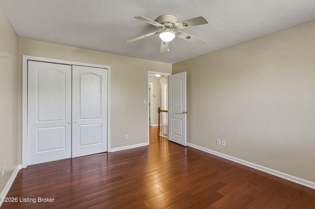 5312 Craigs Creek Dr, Louisville, KY 40241