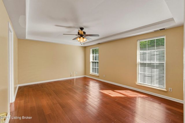 5312 Craigs Creek Dr, Louisville, KY 40241