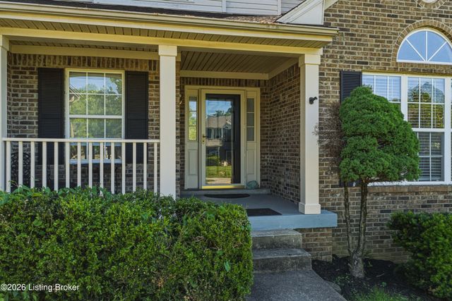 5312 Craigs Creek Dr, Louisville, KY 40241