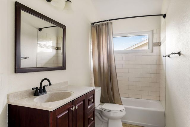 7608 Hawkeye DR, Austin, TX 78749