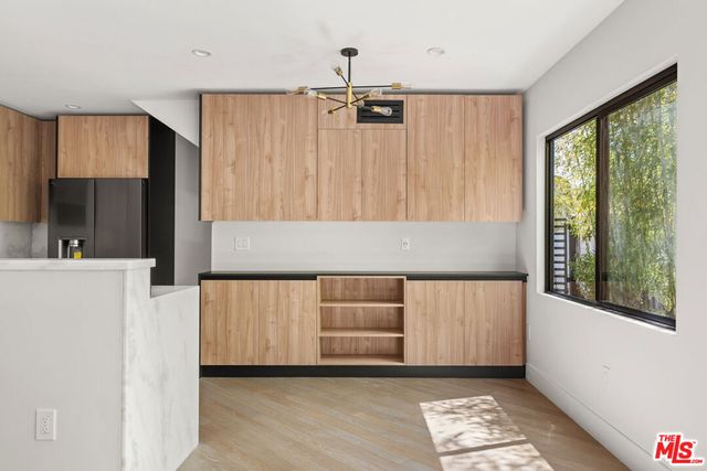 1450 S Crescent Heights Boulevard, Los Angeles, CA 90035