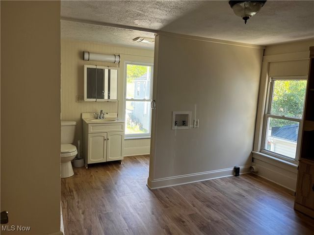 802 Elizabeth Street, Minerva, OH 44657