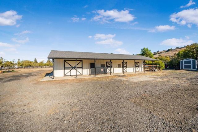 2135 Diana Avenue, Morgan Hill, CA 95037