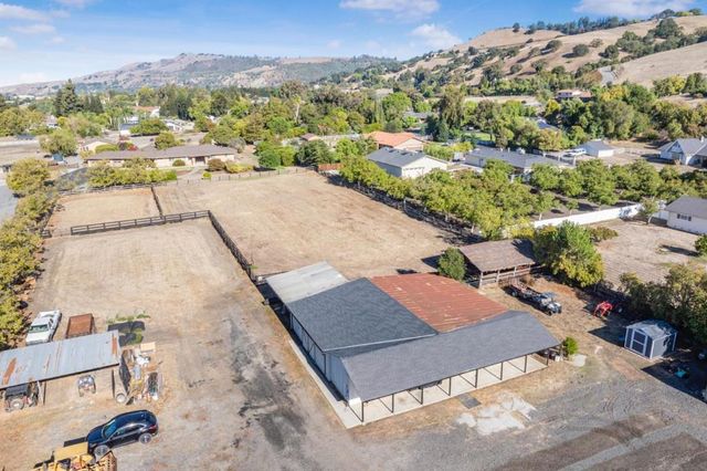 2135 Diana Avenue, Morgan Hill, CA 95037