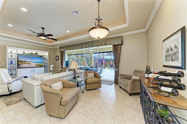 9007 HAMMOCK EDGE PLACE, Bradenton, FL 34212