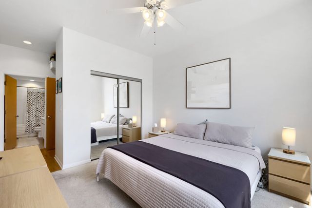1962 W Lawrence Avenue 204, Chicago, IL 60640