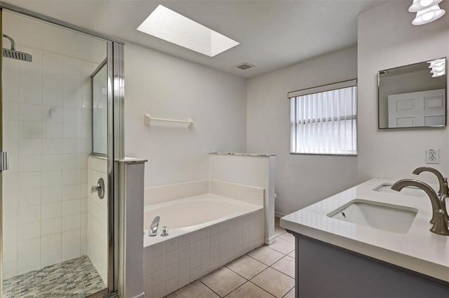 1175 JAYBEE AVENUE, Davenport, FL 33897