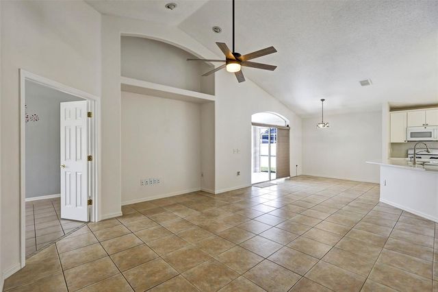 1175 JAYBEE AVENUE, Davenport, FL 33897