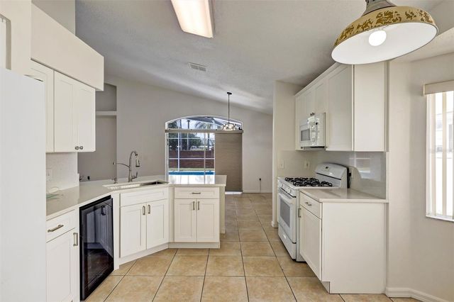 1175 JAYBEE AVENUE, Davenport, FL 33897