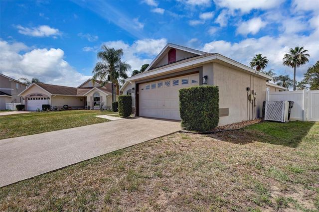 1175 JAYBEE AVENUE, Davenport, FL 33897