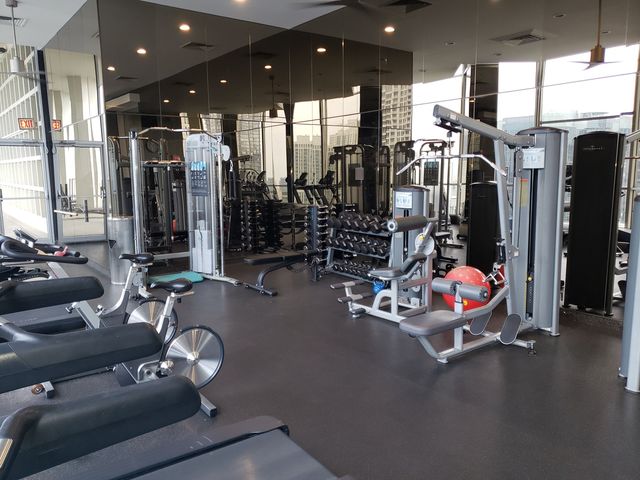 535 N MICHIGAN Avenue 302, Chicago, IL 60611