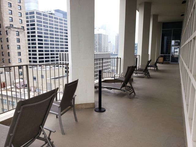 535 N MICHIGAN Avenue 302, Chicago, IL 60611