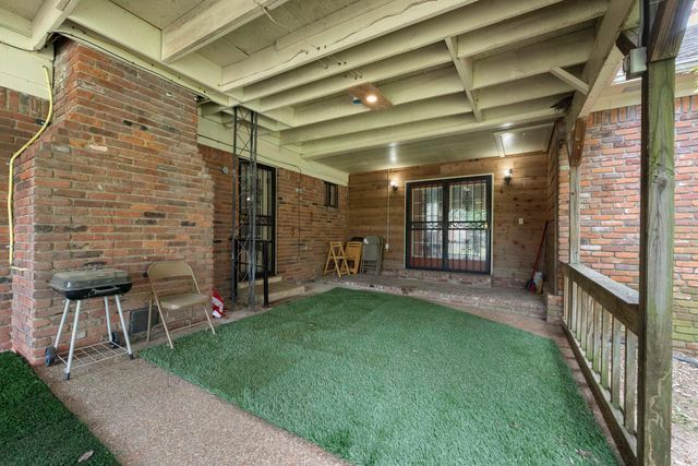 3321 EARL DR, Memphis, TN 38128