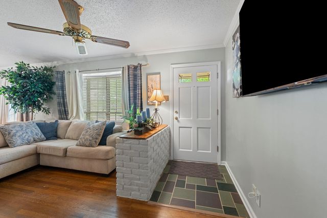 3321 EARL DR, Memphis, TN 38128