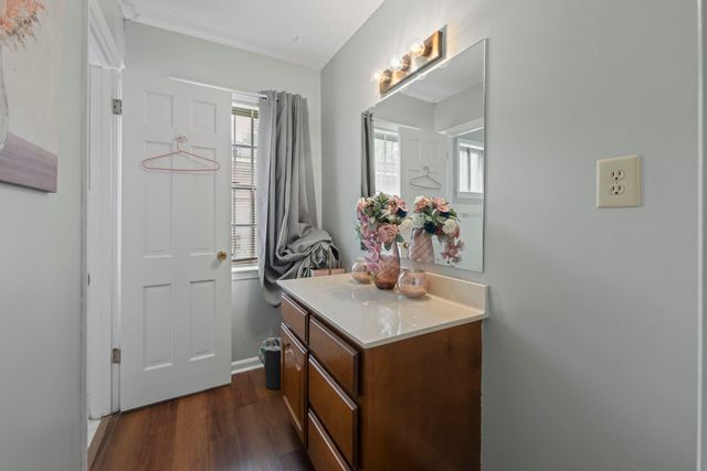 3321 EARL DR, Memphis, TN 38128