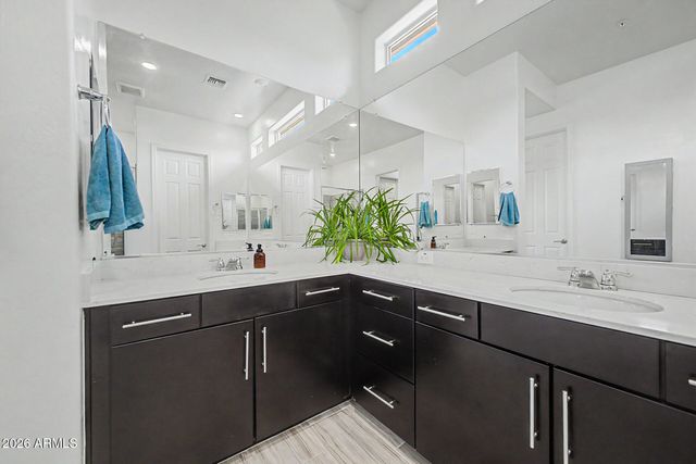 2528 N 212TH Drive, Buckeye, AZ 85396