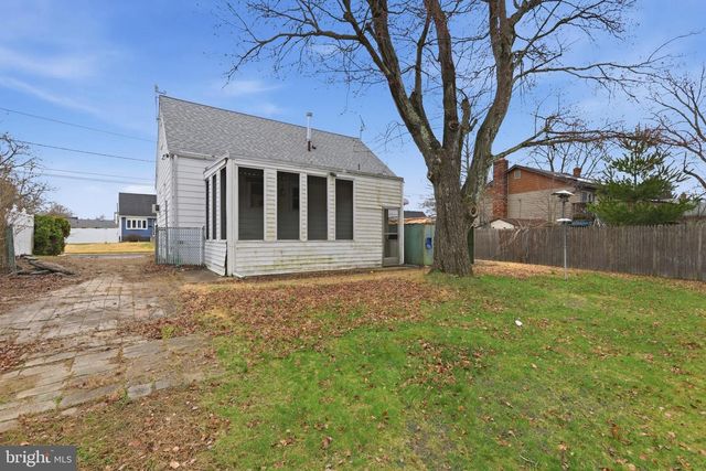 78 CLAYTON AVE, Hamilton, NJ 08619