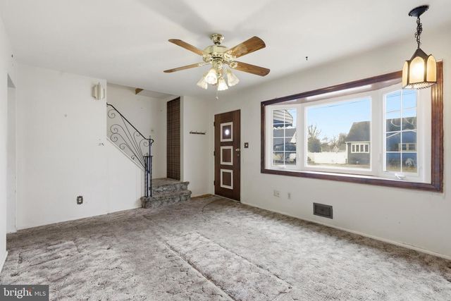 78 CLAYTON AVE, Hamilton, NJ 08619