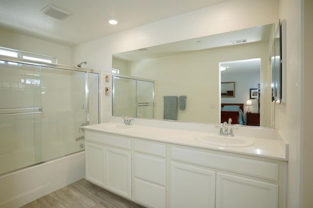 10851 Arrington Dr, Rancho Cordova, CA 95670