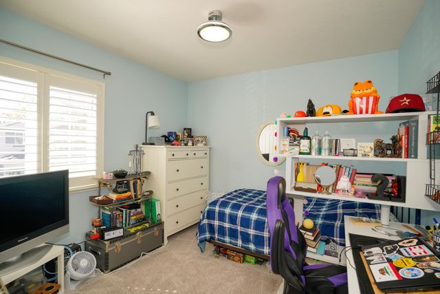 10851 Arrington Dr, Rancho Cordova, CA 95670