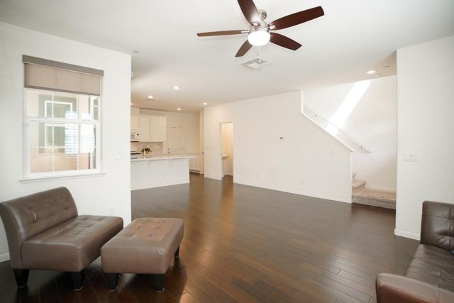 10851 Arrington Dr, Rancho Cordova, CA 95670