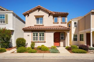 10851 Arrington Dr, Rancho Cordova, CA 95670