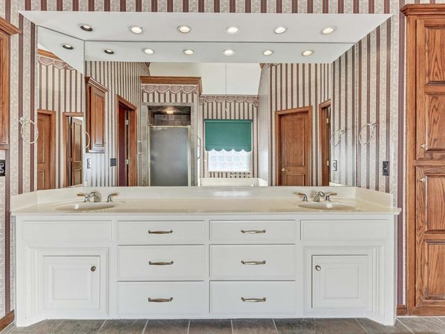 2901 Spyglass Hill Road, Edmond, OK 73034