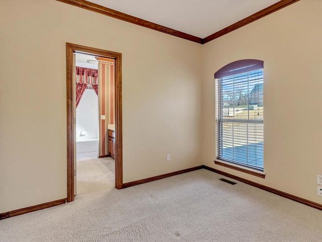 2901 Spyglass Hill Road, Edmond, OK 73034