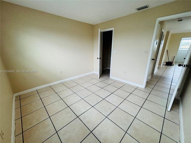 6601 SW 18th Street 210, Pembroke Pines, FL 33023