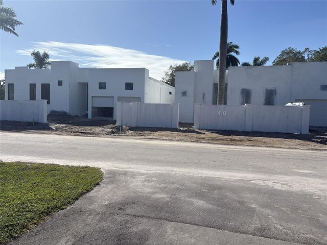 40 NE 16th Place, Fort Lauderdale, FL 33305