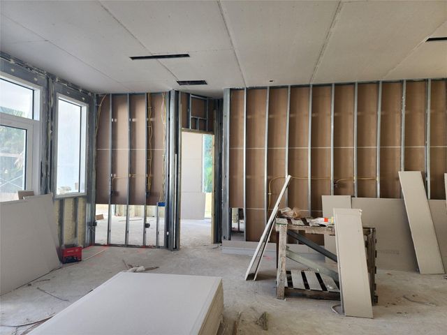 40 NE 16th Place, Fort Lauderdale, FL 33305