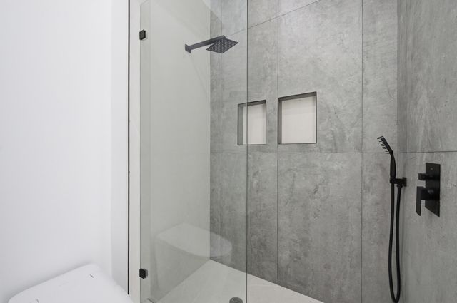 40 NE 16th Place, Fort Lauderdale, FL 33305