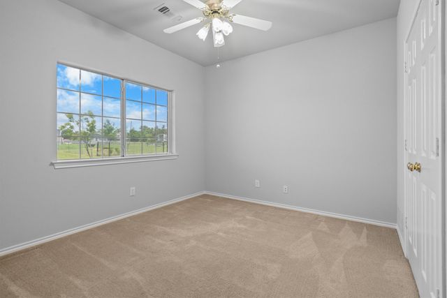697 Meadowview Circle, Van Alstyne, TX 75495