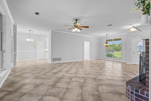 697 Meadowview Circle, Van Alstyne, TX 75495