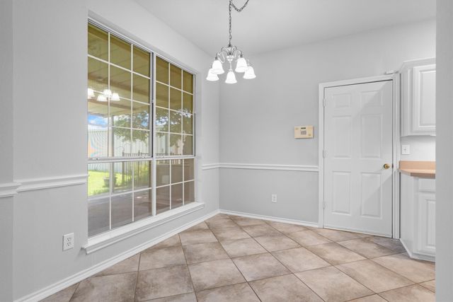 697 Meadowview Circle, Van Alstyne, TX 75495