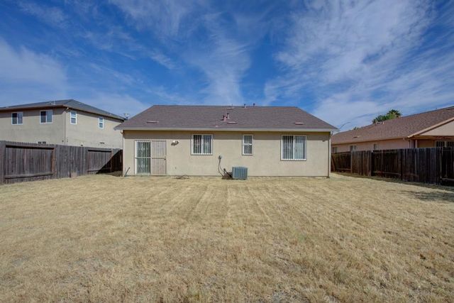 1726 E 13th St, Stockton, CA 95206