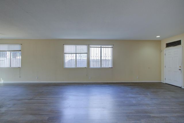 1726 E 13th St, Stockton, CA 95206