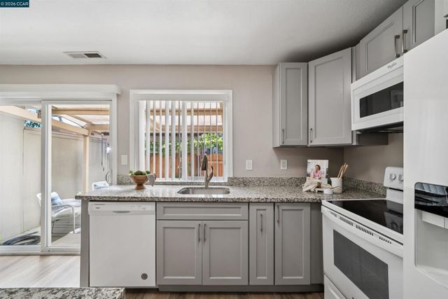 1895 Landana B, Concord, CA 94519