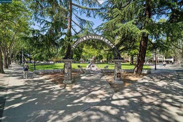 1895 Landana B, Concord, CA 94519