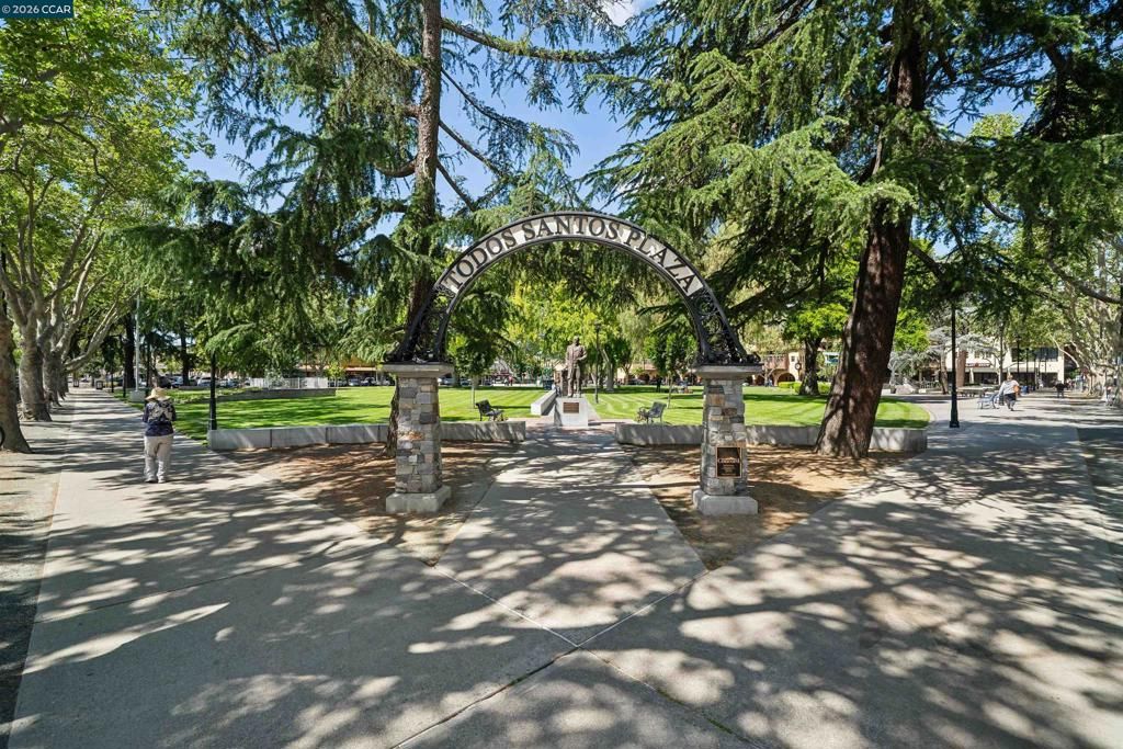 Image 32 of property listing at 1895 Landana B, Concord, CA 94519