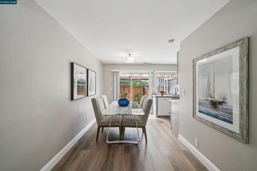 Image 7 of property listing at 1895 Landana B, Concord, CA 94519