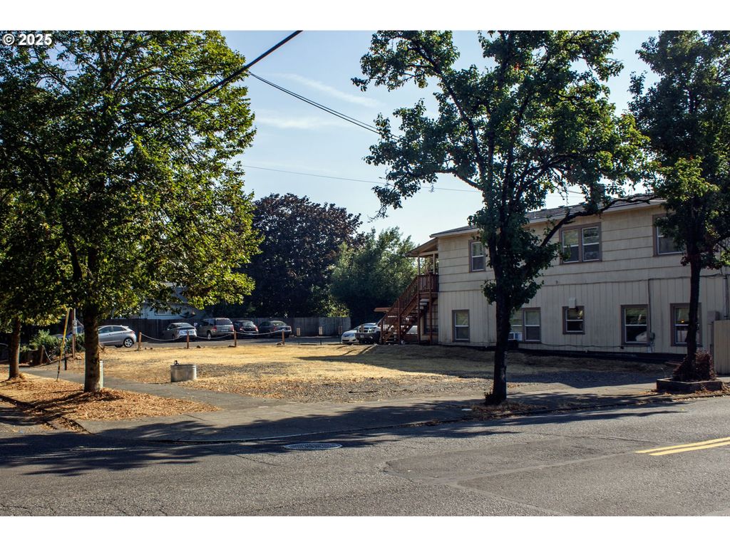 8500 Se 17TH Ave, Portland, OR 97202