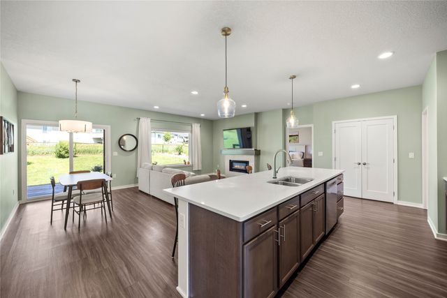 95 Bailey Circle, Waukee, IA 50263