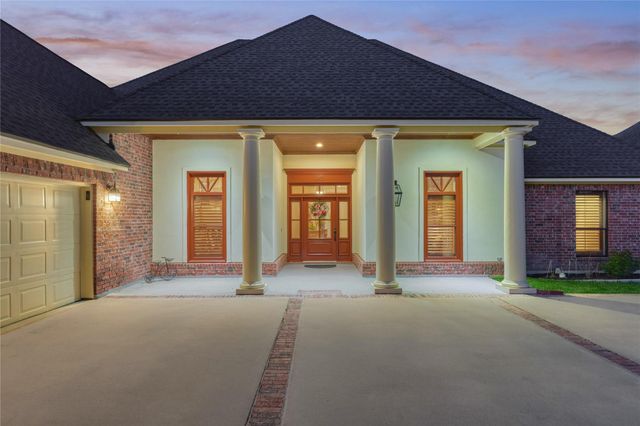 27 Bent Tree Lane, Montgomery, TX 77356