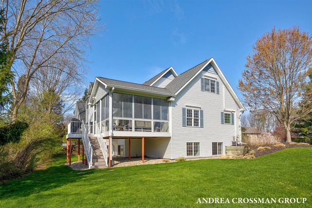 7250 Beverly Drive, South Haven, MI 49090